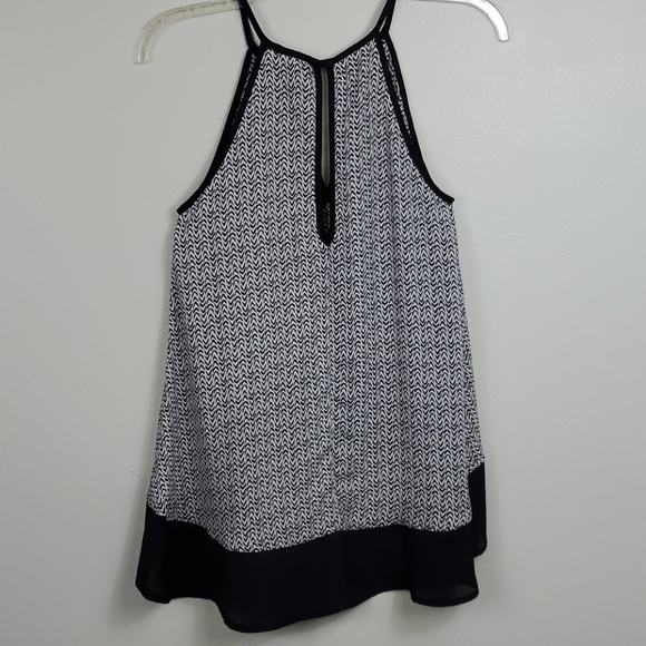 Bar III Mochneck Keyhole Asymmetrical Top Size S - Picture 6 of 8